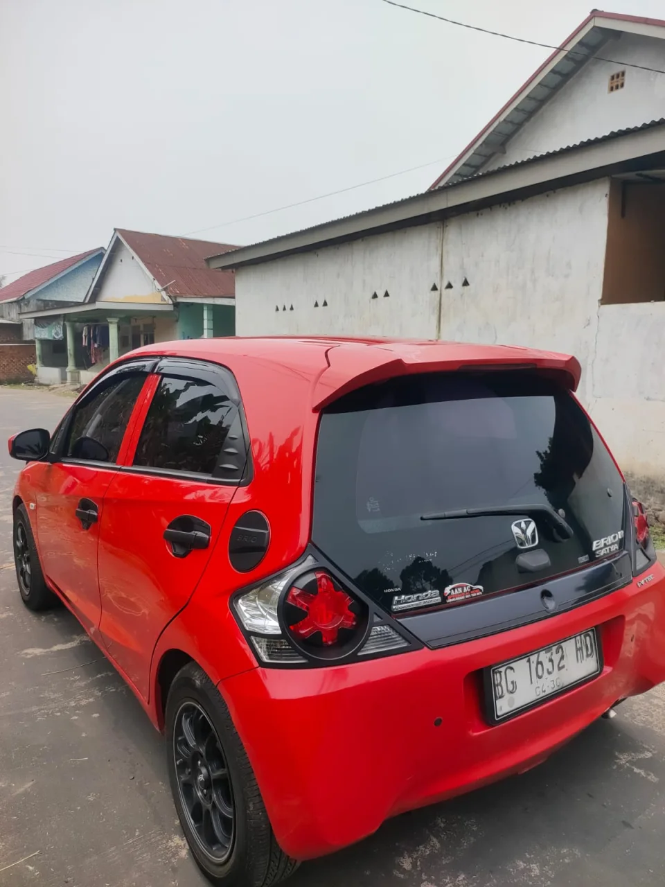 HONDA BRIO 2015
